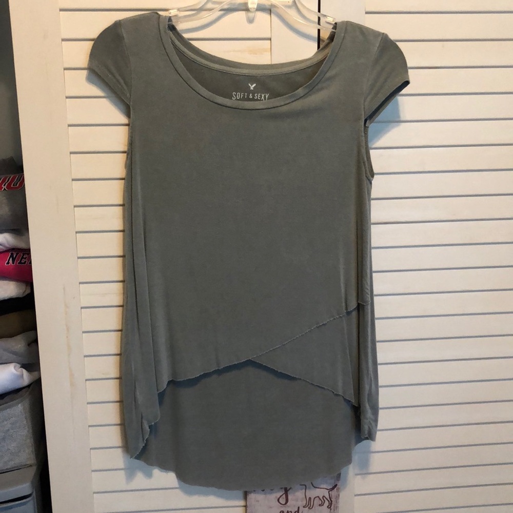 American Eagle Gray/Green Short Sleeve Top